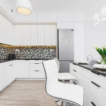 Grzegorzki Park Cracow By Renters 公寓
